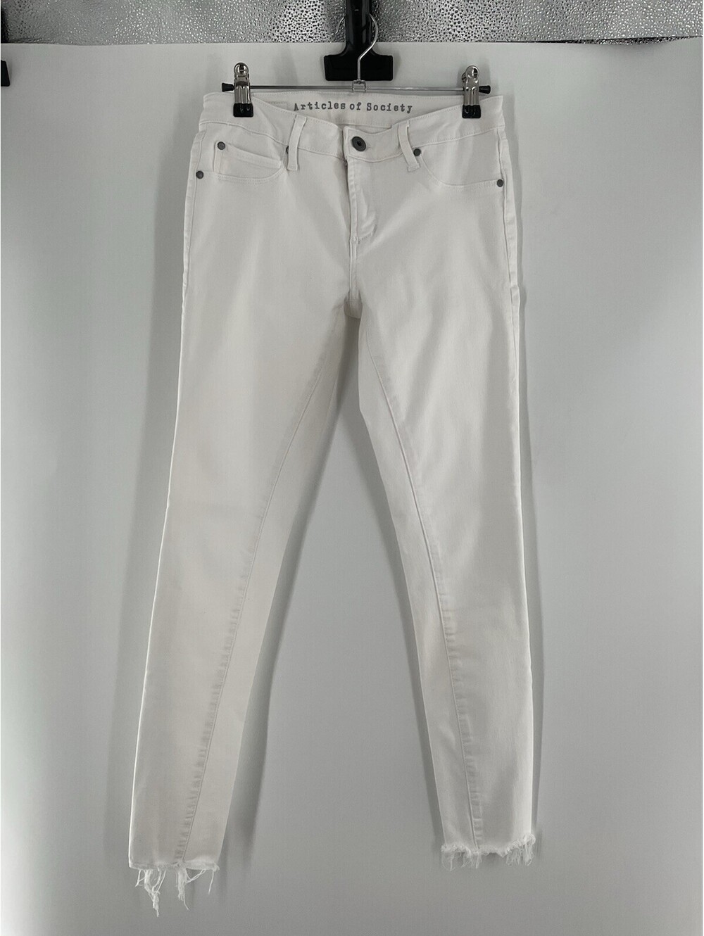 Articles Of Society Women’s White Jeans Size 26 Frayed Ankle Openings 142